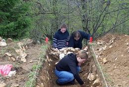 Volunteer Archaeology Volunteer Archaeology
