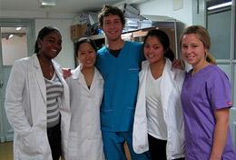Volunteer Medicine & Healthcare Volunteer Medicine & Healthcare