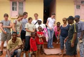 Volunteer Medicine & Healthcare Volunteer Medicine & Healthcare