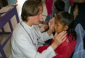 Volunteer Medicine & Healthcare Volunteer Medicine & Healthcare