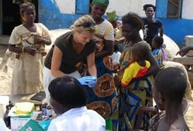 Volunteer Medicine & Healthcare Volunteer Medicine & Healthcare