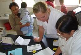Volunteer Medicine & Healthcare Volunteer Medicine & Healthcare