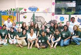 Volunteer Veterinary Medicine & <br /> Animal Care Volunteer Veterinary Medicine & <br /> Animal Care